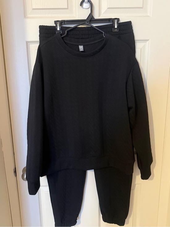 Joe fresh Other - Joe Fresh Black Quilted Active Pullover